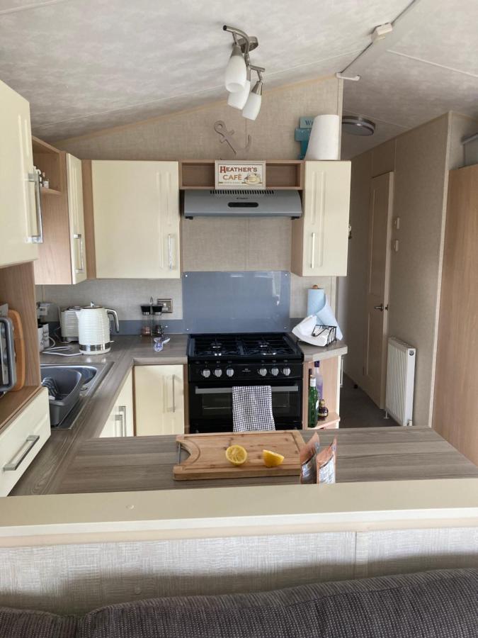 Luxury Caravan At Turnberry - Short Walk To Beach Girvan Exterior photo